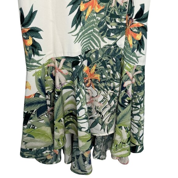 Adelyn Rae Floral Ivory Ruffled Short Sleeve Wrap Dress - Size Medium - Picture 5 of 9